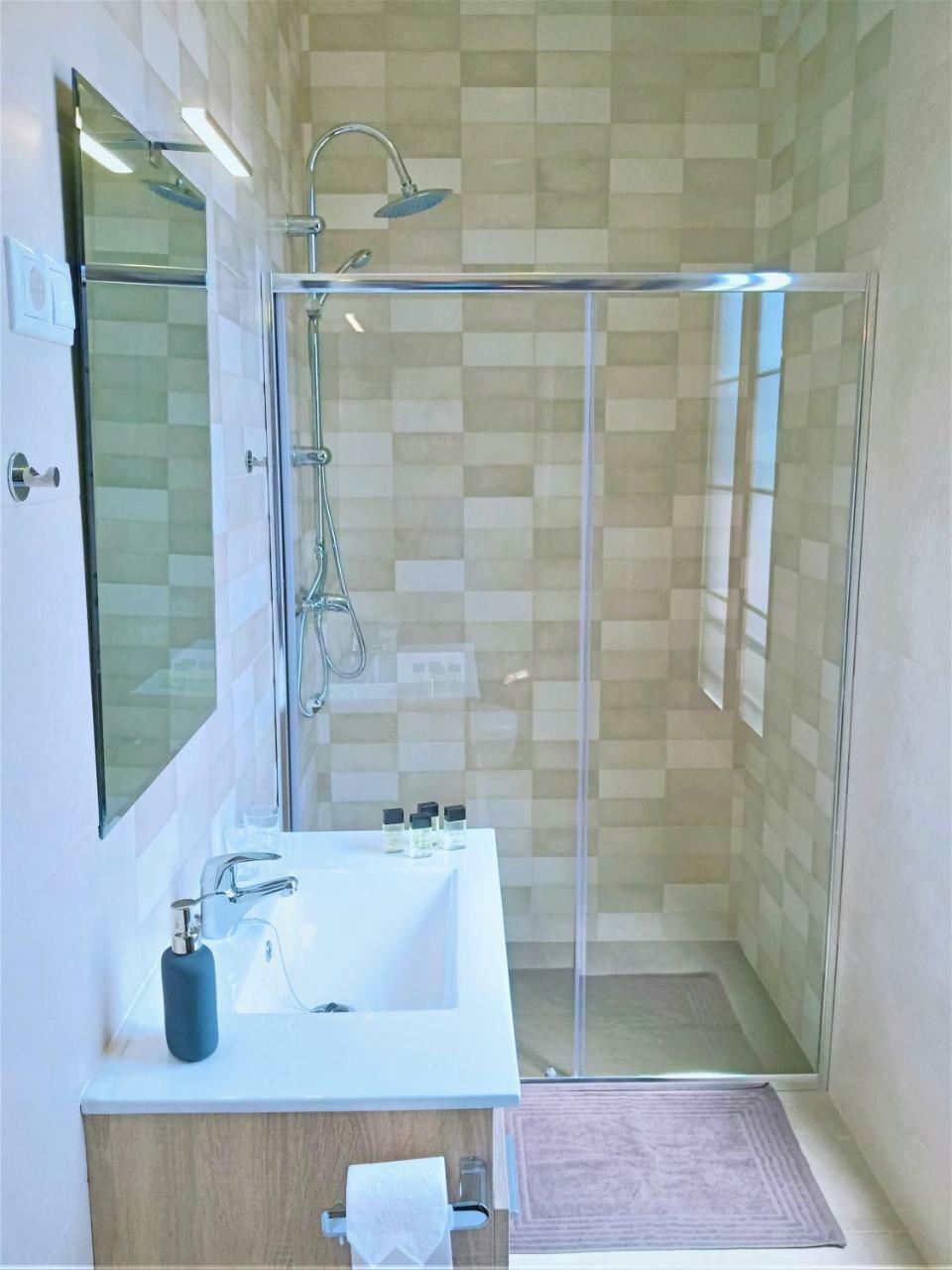 Habitación Doble con baño privado